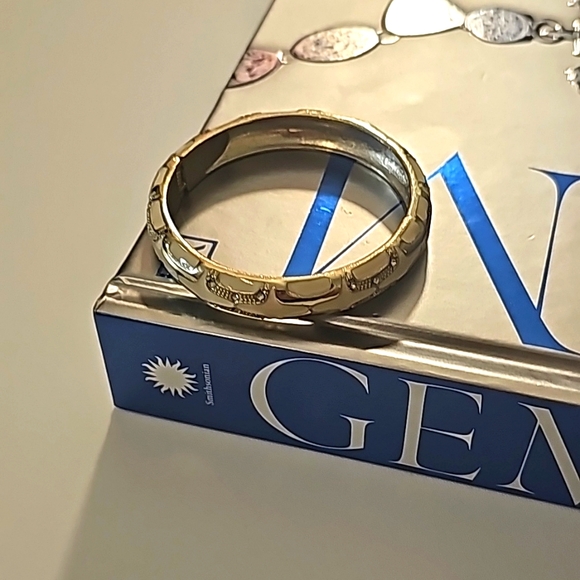 Vintage Gold Tone Enamel & Rhinestone Cuff Clamper Bracelet. - Picture 7 of 8